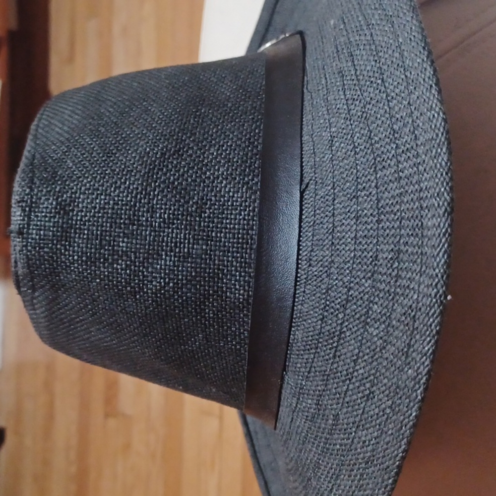 Hat - Picture 2 of 3